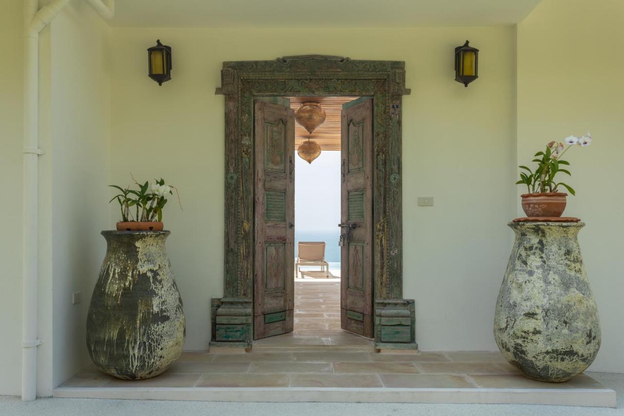 Takian Villa : Vue Mer Et Coucher De Soleil Saláta-part Kültér fotó
