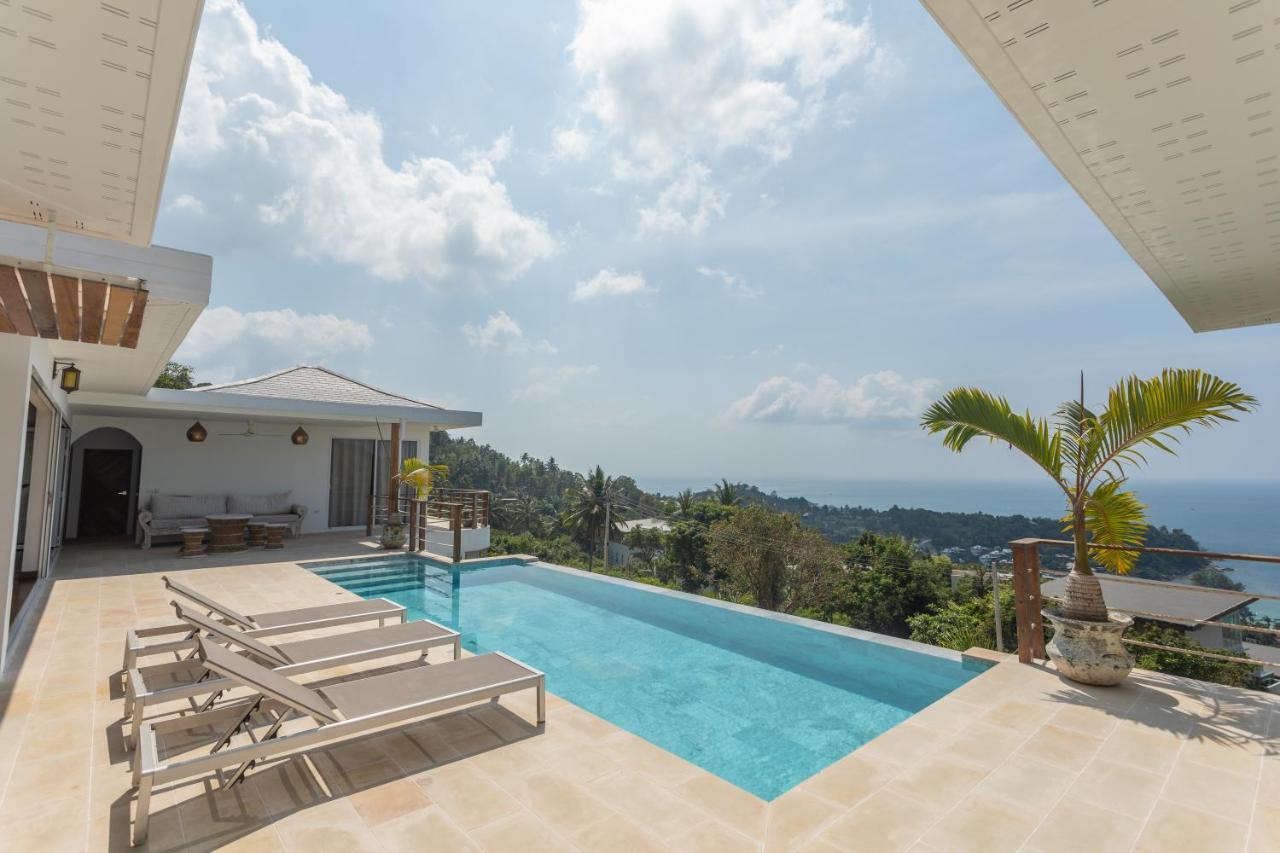 Takian Villa : Vue Mer Et Coucher De Soleil Saláta-part Kültér fotó