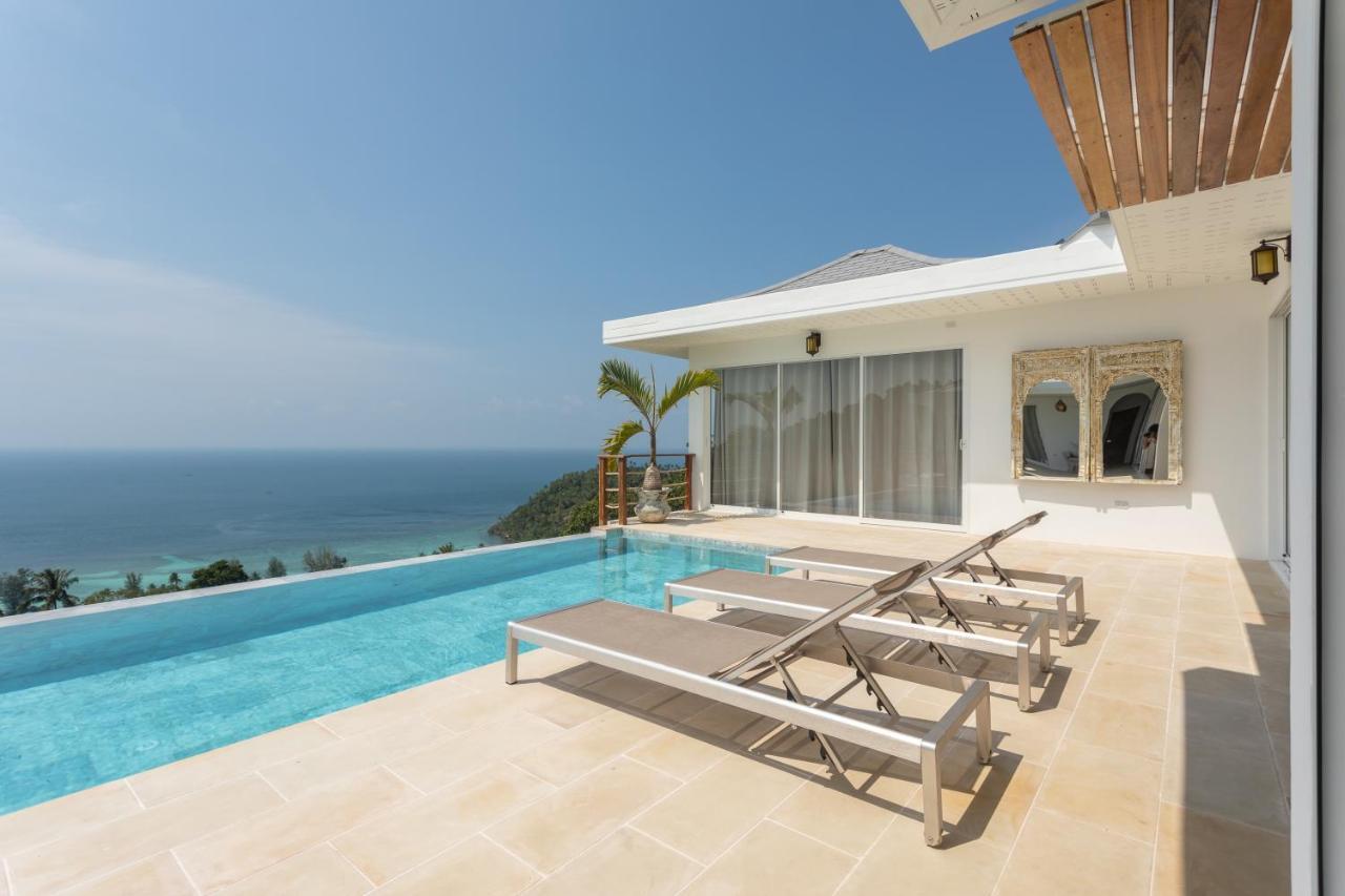 Takian Villa : Vue Mer Et Coucher De Soleil Saláta-part Kültér fotó