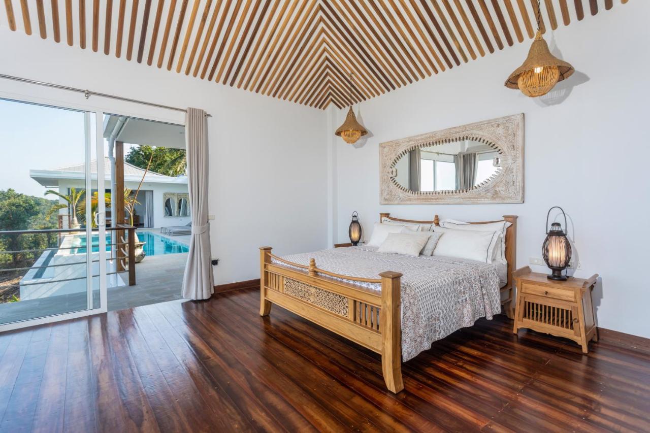 Takian Villa : Vue Mer Et Coucher De Soleil Saláta-part Kültér fotó